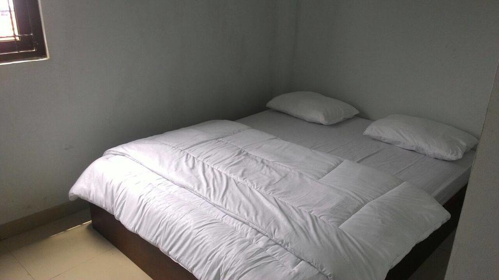 Zameena Guest House Cimahi エクステリア 写真