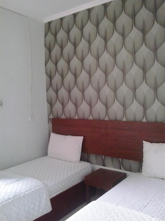 Zameena Guest House Cimahi エクステリア 写真